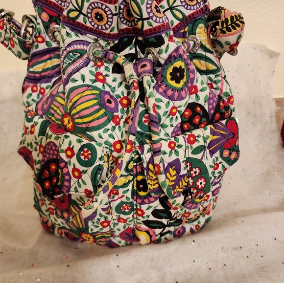Vera Bradley Handbags - Vera Viva Le Vera bucket crossbody shoulder bag